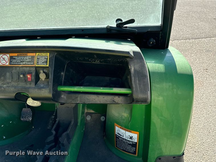 image for item EG6907 2004 John Deere Gator HPX utility vehicle