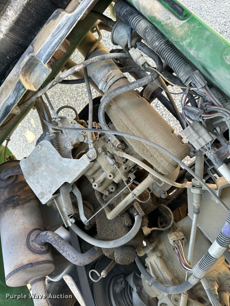 image for item EG6907 2004 John Deere Gator HPX utility vehicle