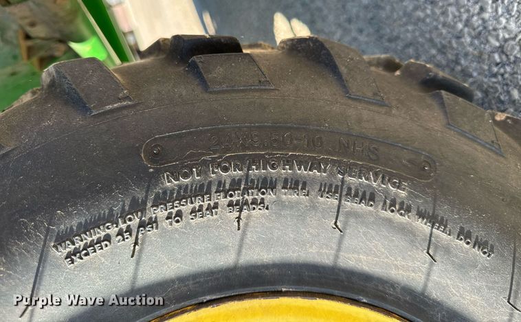 image for item EG6907 2004 John Deere Gator HPX utility vehicle