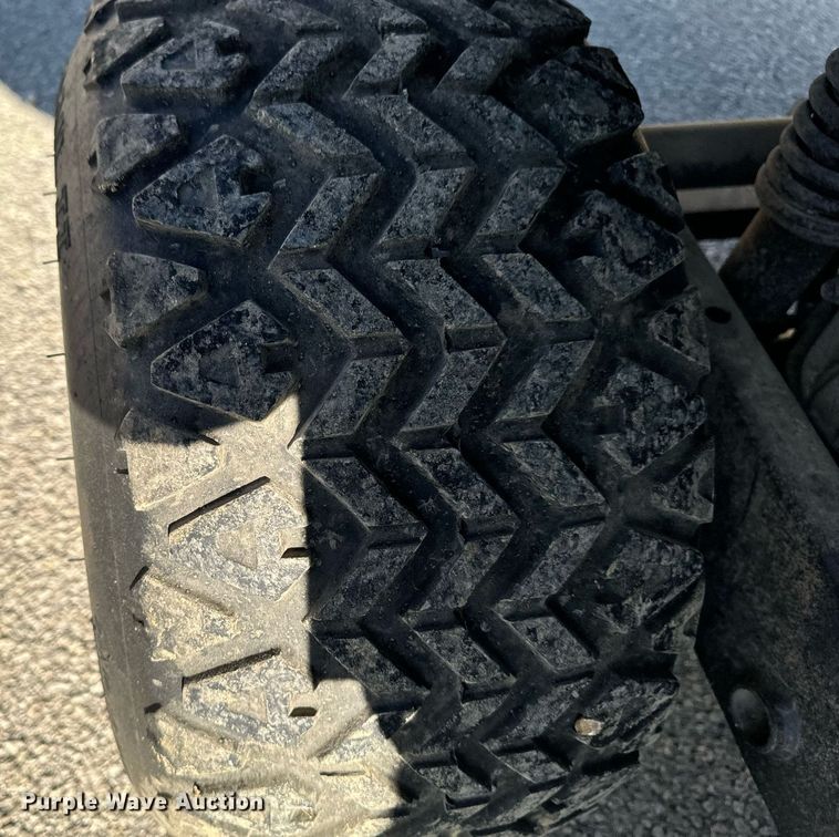 image for item EG6907 2004 John Deere Gator HPX utility vehicle