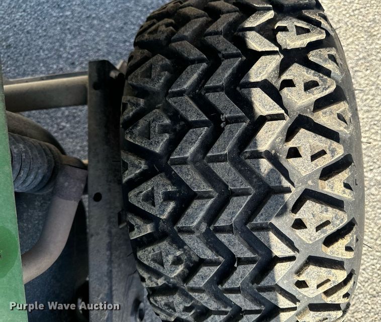 image for item EG6907 2004 John Deere Gator HPX utility vehicle