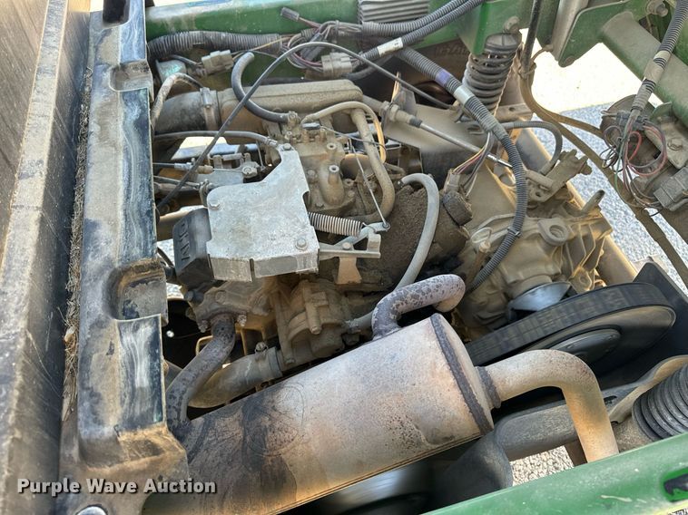 image for item EG6907 2004 John Deere Gator HPX utility vehicle