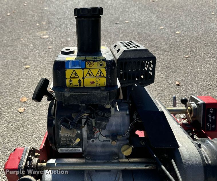 image for item EG6909 Toro Greensmaster 1000 reel mower