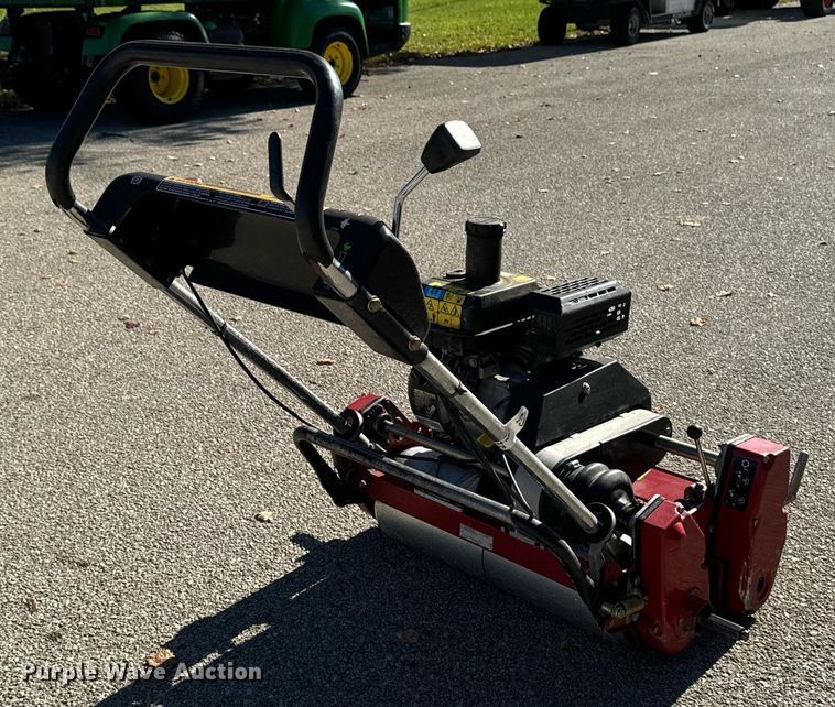 image for item EG6910 Toro Greensmaster 1000 reel mower