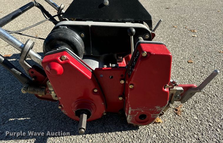 image for item EG6910 Toro Greensmaster 1000 reel mower