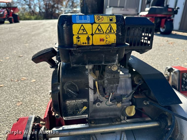 image for item EG6910 Toro Greensmaster 1000 reel mower