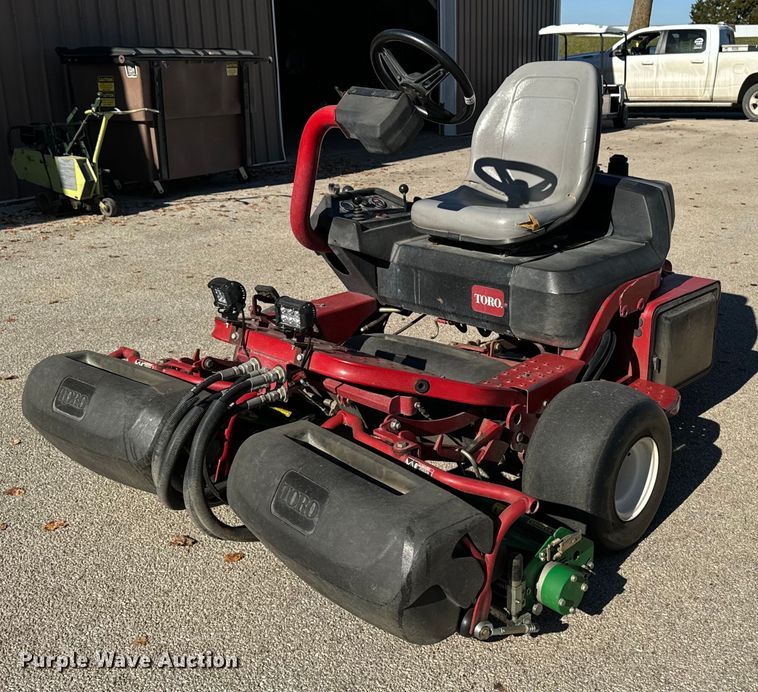 image for item EG6911 Toro Greensmaster 3250 reel mower