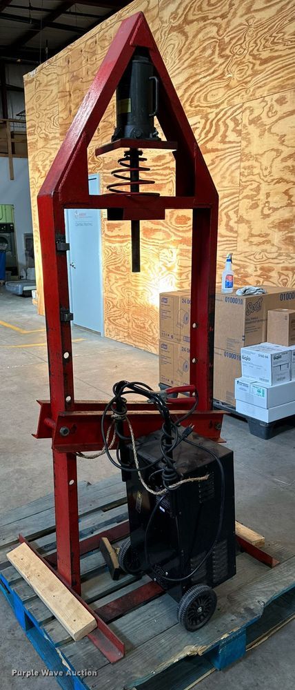 image for item EG6948 20 ton press