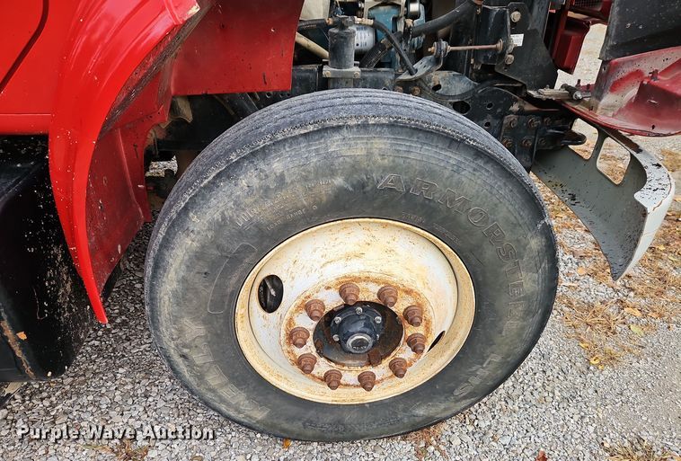 image for item EI8517 1999 International 4900 dump truck