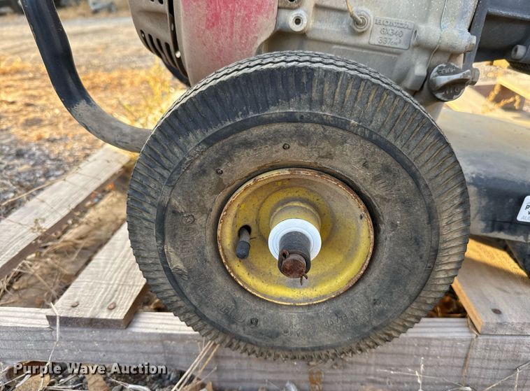 image for item EJ3153 John Deere AC3300G pressure washer