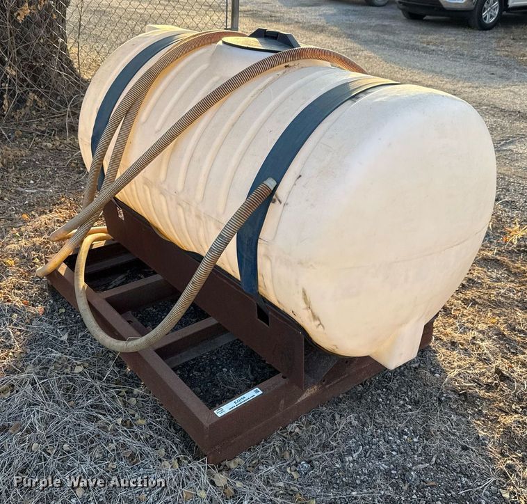 image for item EJ3154 Poly tank