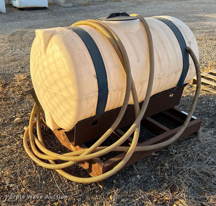 image for item EJ3154 Poly tank