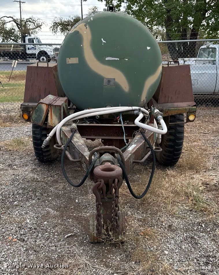 image for item EJ3155 Stevens Mfg 941M-69 tank trailer