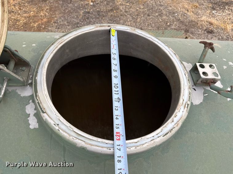 image for item EJ3155 Stevens Mfg 941M-69 tank trailer