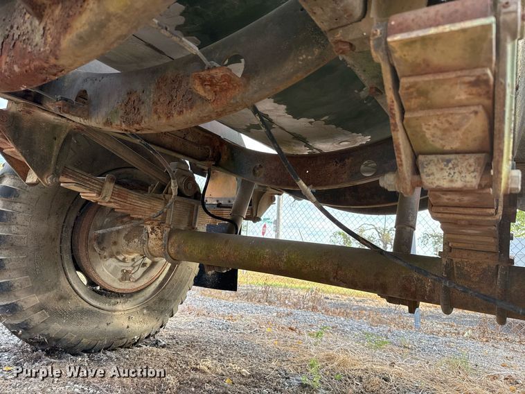 image for item EJ3155 Stevens Mfg 941M-69 tank trailer