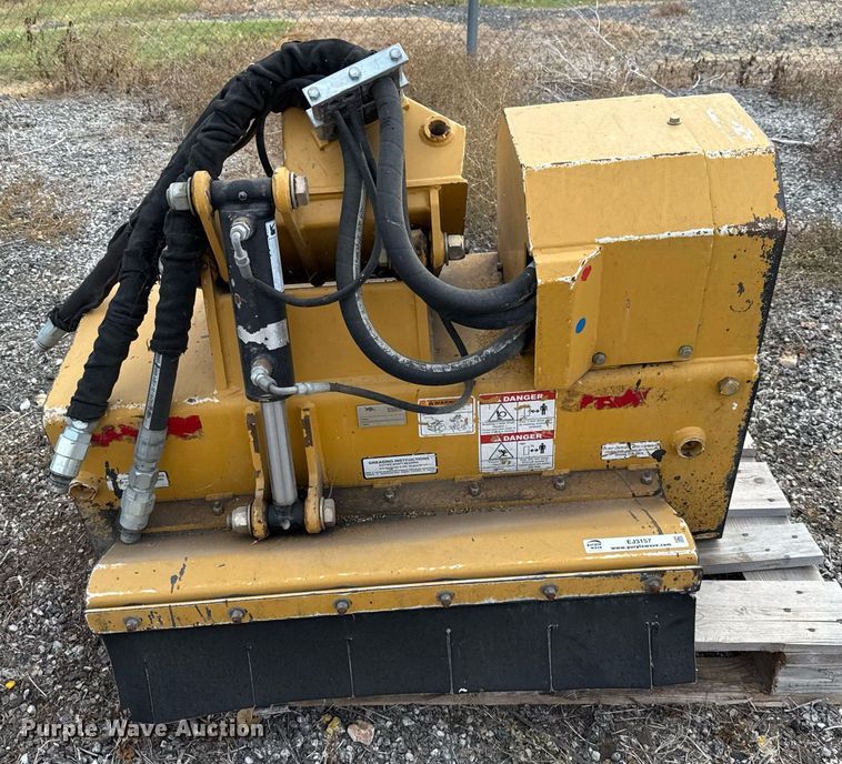 image for item EJ3157 Tiger ML36-BNGRUB side boom mulching head