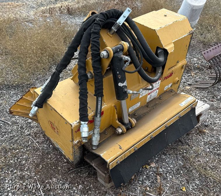 image for item EJ3157 Tiger ML36-BNGRUB side boom mulching head