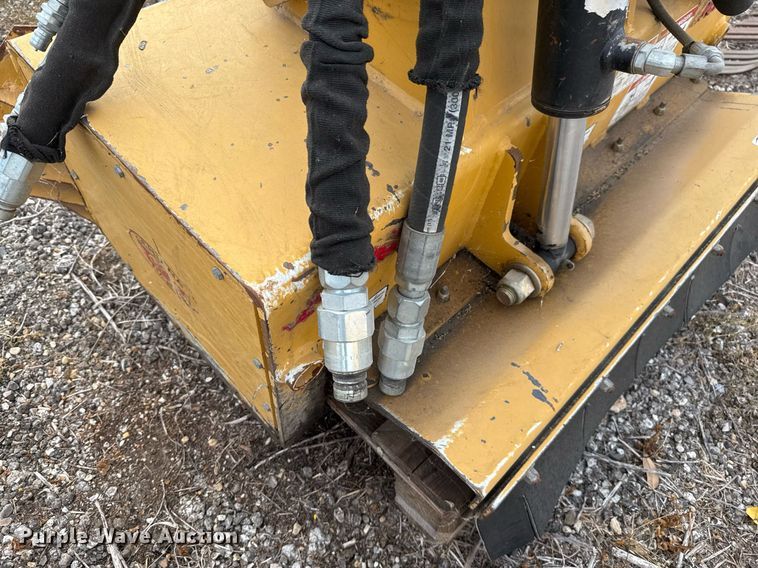 image for item EJ3157 Tiger ML36-BNGRUB side boom mulching head