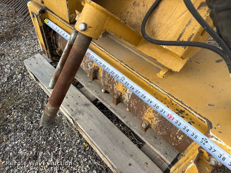 image for item EJ3157 Tiger ML36-BNGRUB side boom mulching head