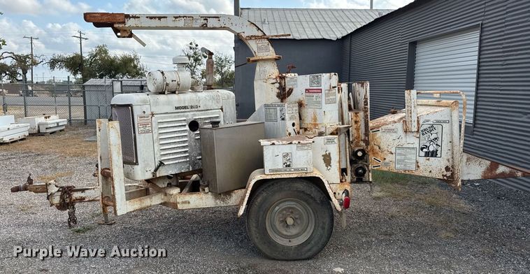image for item EJ3158 1991 Bandit 200 wood chipper