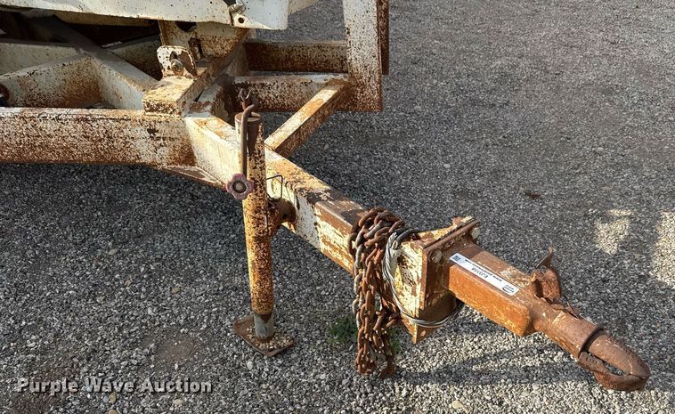 image for item EJ3158 1991 Bandit 200 wood chipper