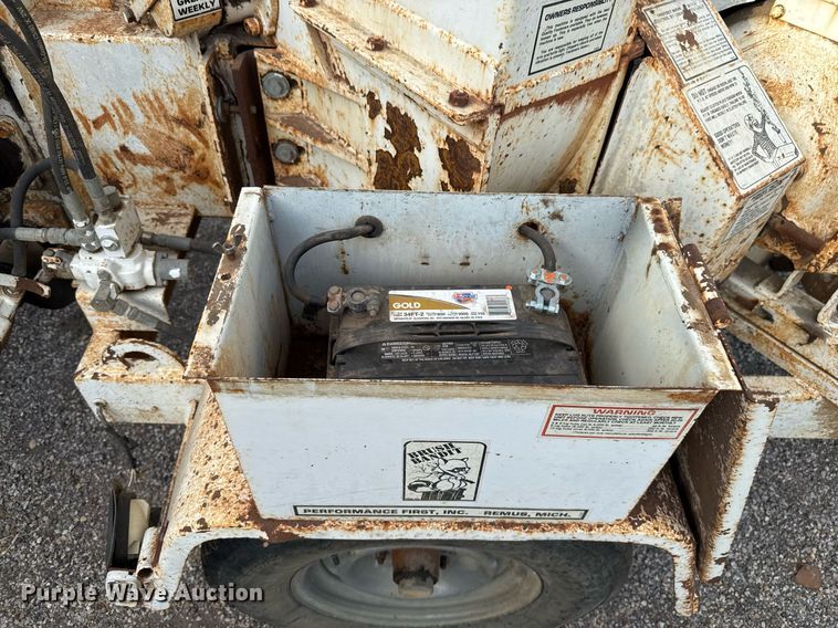 image for item EJ3158 1991 Bandit 200 wood chipper