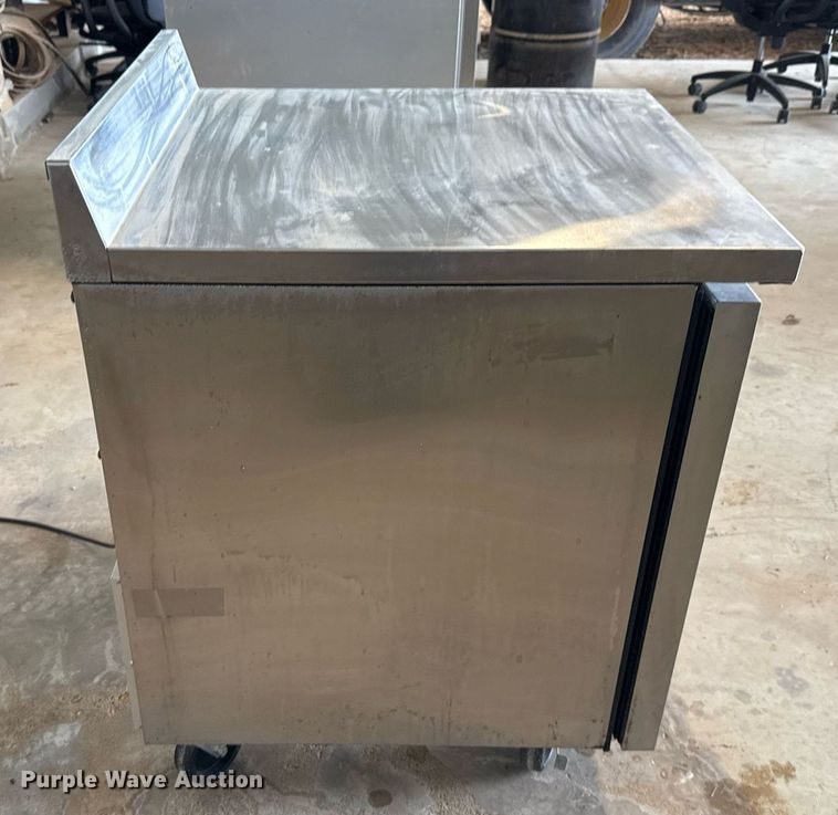 image for item EJ3160 True TWT-27F freezer