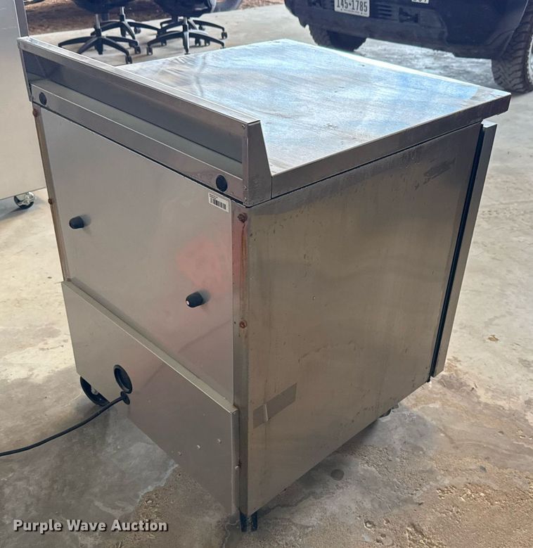 image for item EJ3160 True TWT-27F freezer