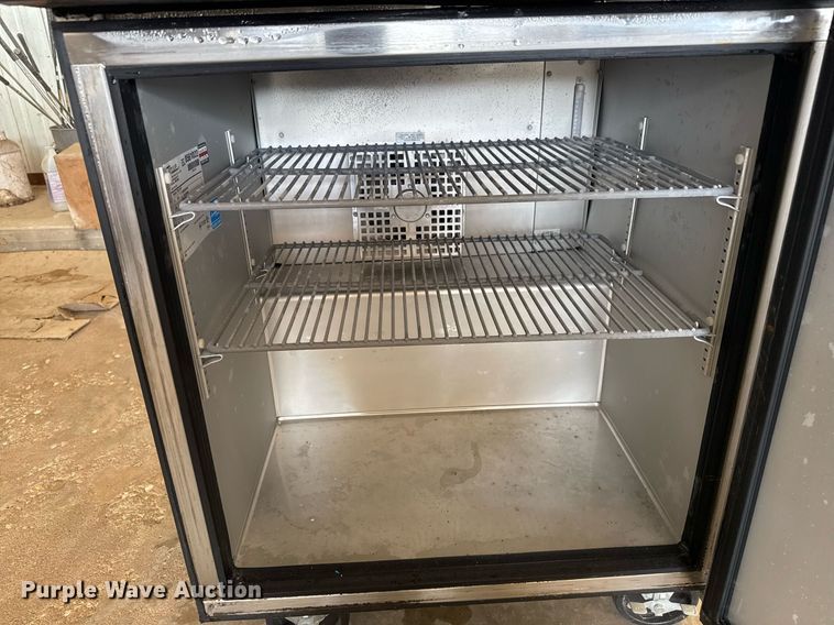 image for item EJ3160 True TWT-27F freezer