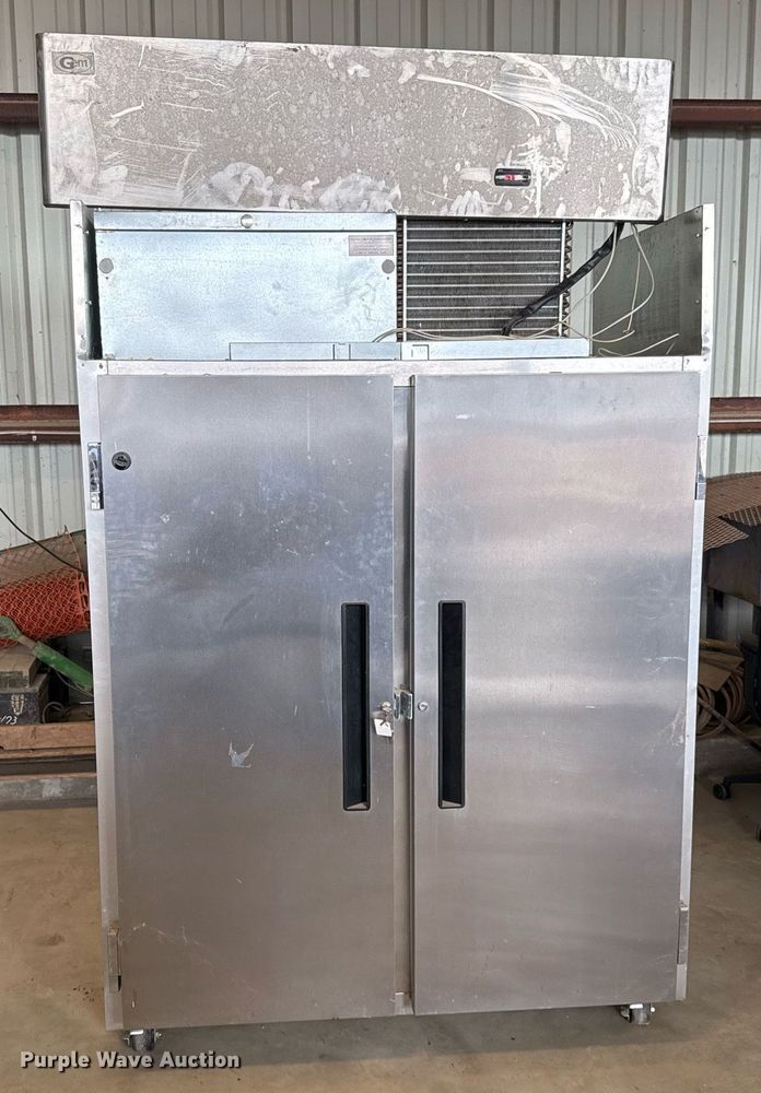 image for item EJ3161 Gem GMR2-S refrigerator 