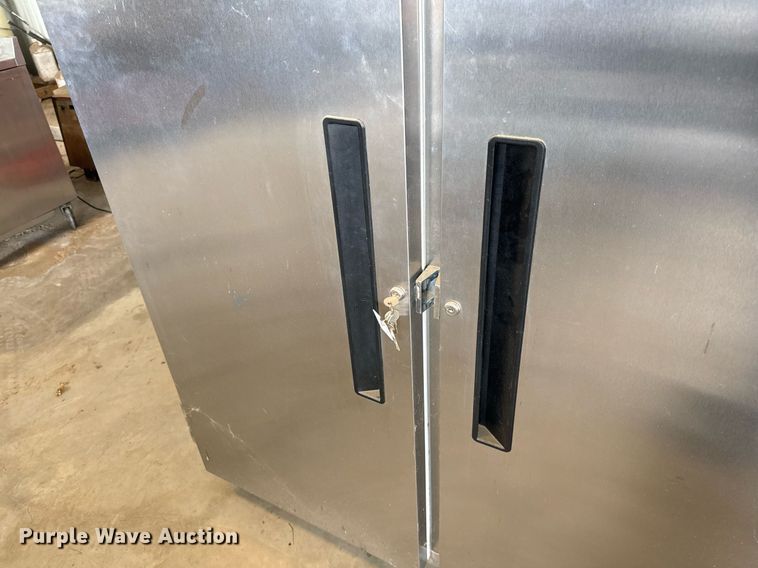 image for item EJ3161 Gem GMR2-S refrigerator 