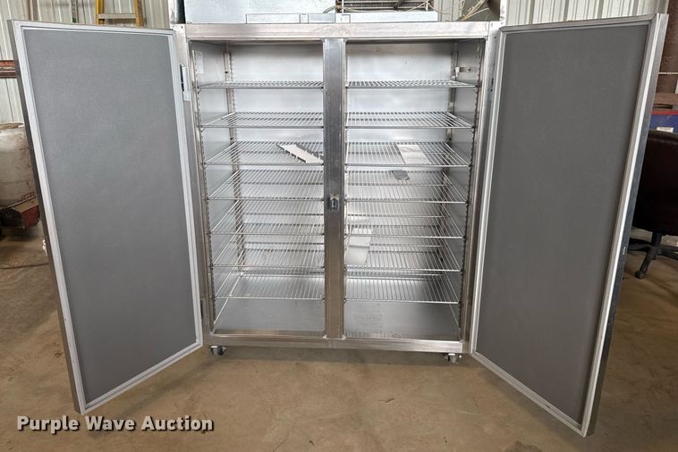 image for item EJ3161 Gem GMR2-S refrigerator 