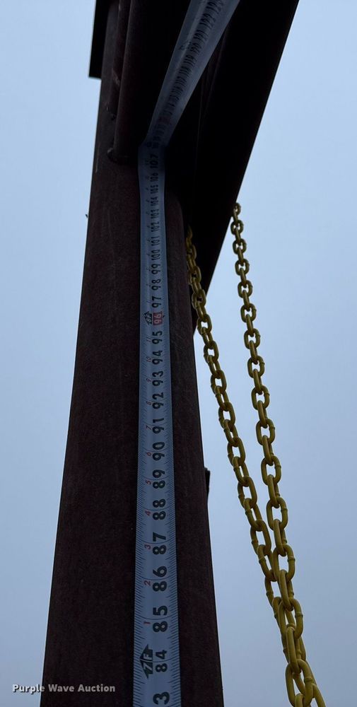 image for item EJ3165 (2) Gantries