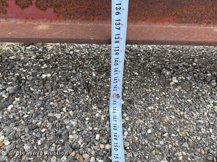 image for item EJ3165 (2) Gantries