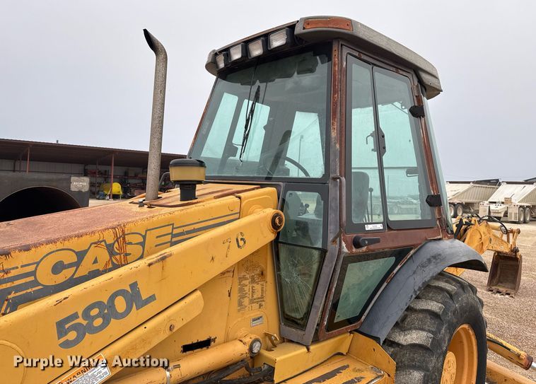 image for item EJ3166 1999 Case 580L backhoe