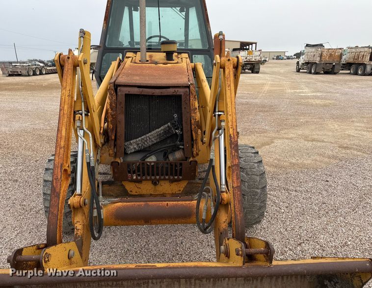 image for item EJ3166 1999 Case 580L backhoe