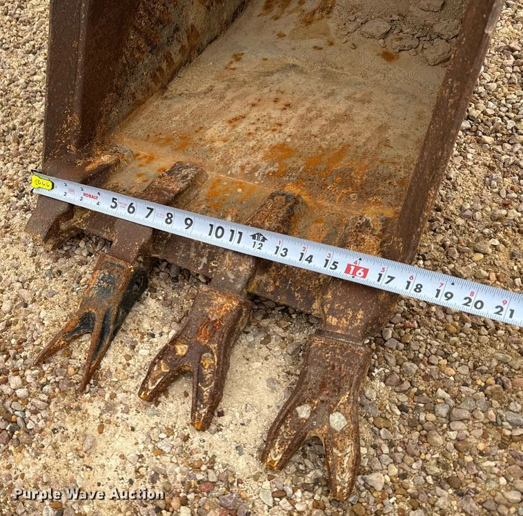 image for item EJ3166 1999 Case 580L backhoe