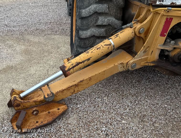 image for item EJ3166 1999 Case 580L backhoe