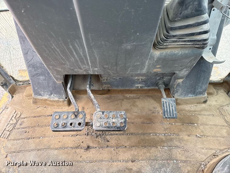 image for item EJ3166 1999 Case 580L backhoe