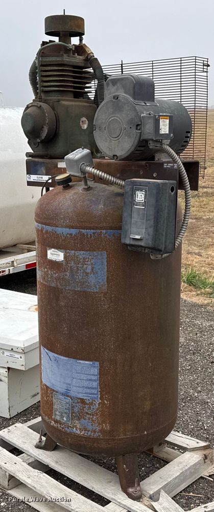 image for item EJ3168 Air compressor