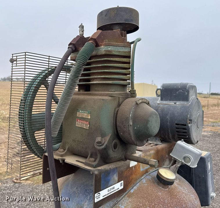 image for item EJ3168 Air compressor