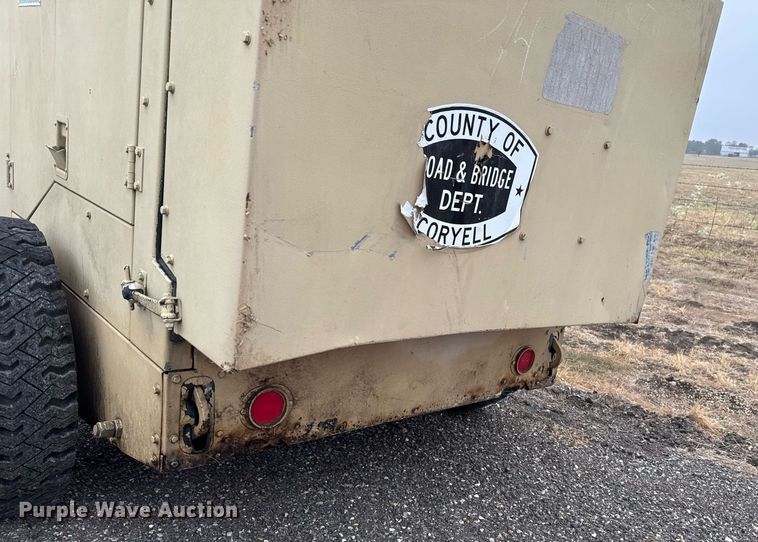 image for item EJ3172 1992 Libby pump