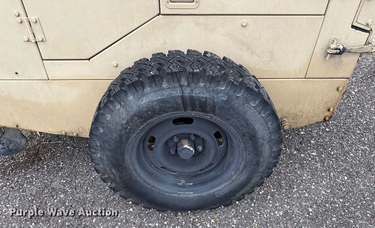 image for item EJ3172 1992 Libby pump