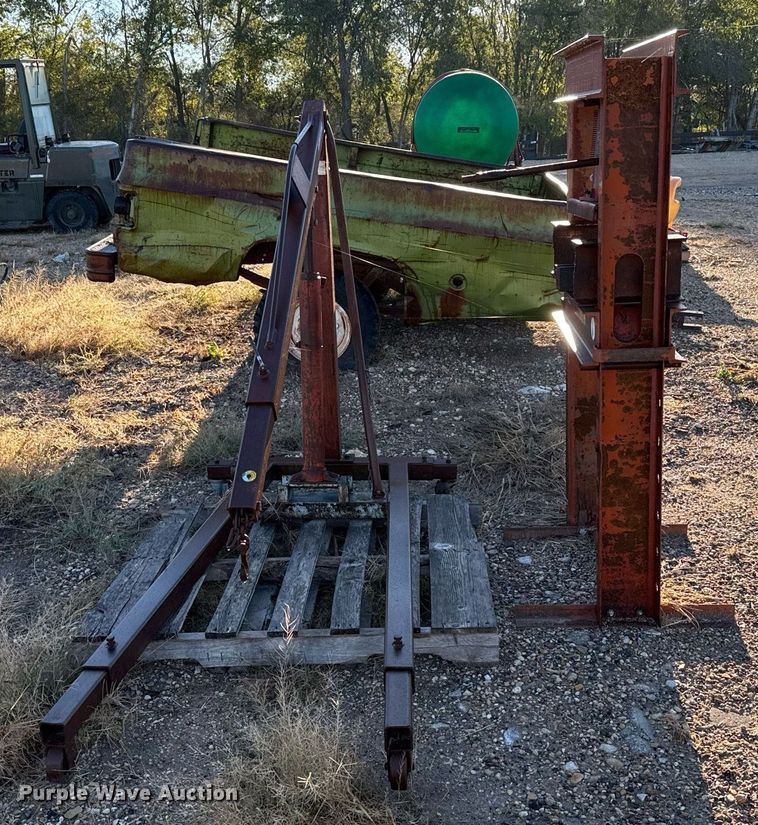 image for item EJ3183 Shopmaster CP-100 press