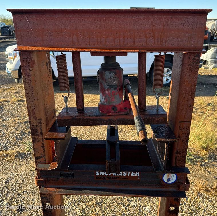 image for item EJ3183 Shopmaster CP-100 press