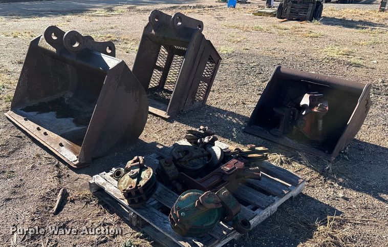 image for item EJ3186 (3) buckets 