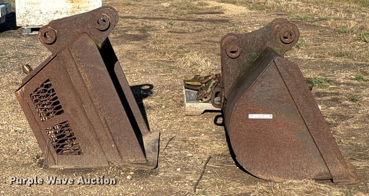 image for item EJ3186 (3) buckets 