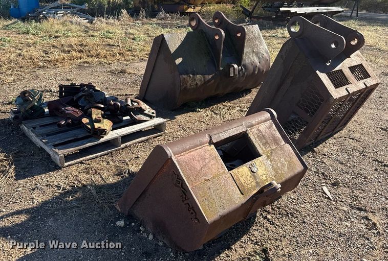 image for item EJ3186 (3) buckets 