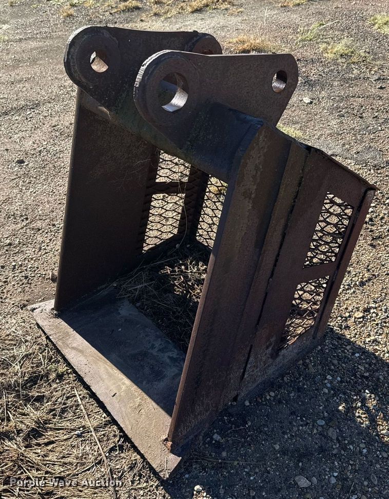 image for item EJ3186 (3) buckets 