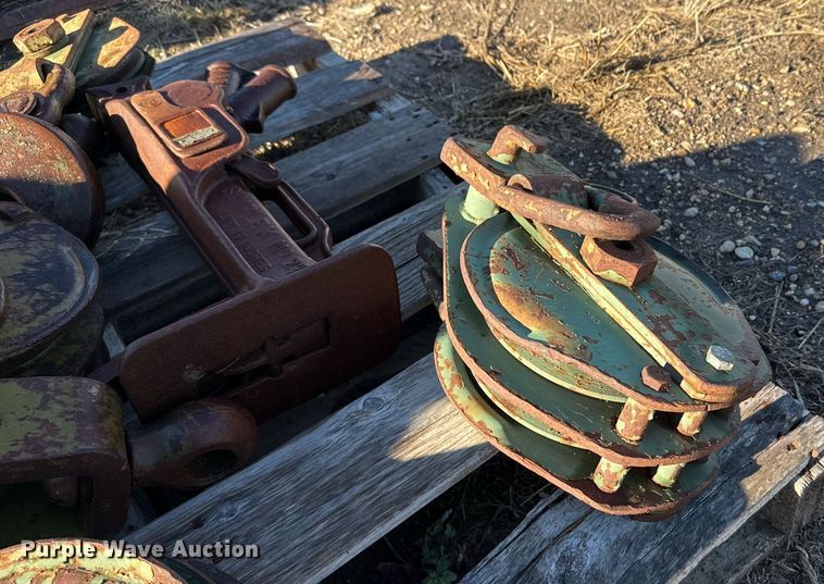 image for item EJ3186 (3) buckets 